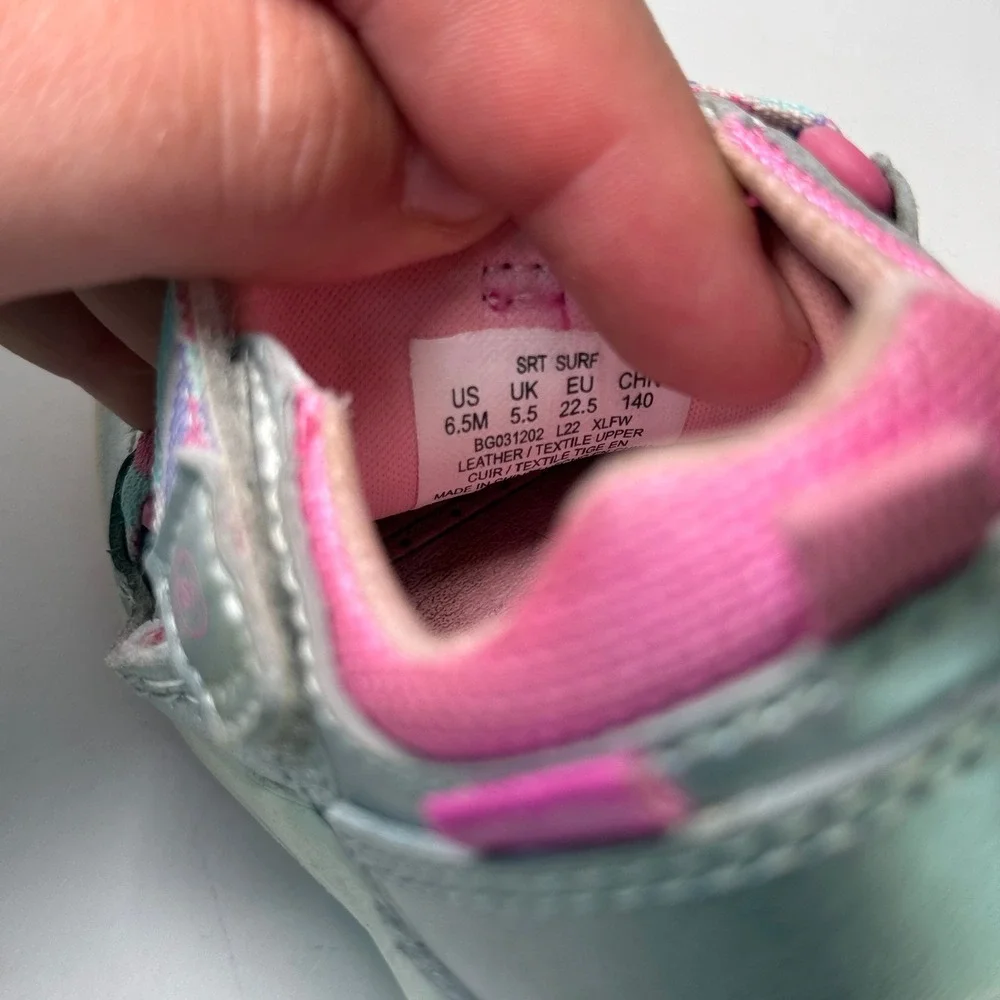 Stride Rite SRT Surf Toddler Sandals Silver Pink Striped Girls Size 6.5